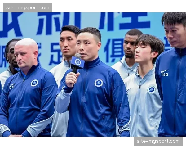 深圳新鹏城战术调整：韦斯利单箭头突前，反击效率有所改善